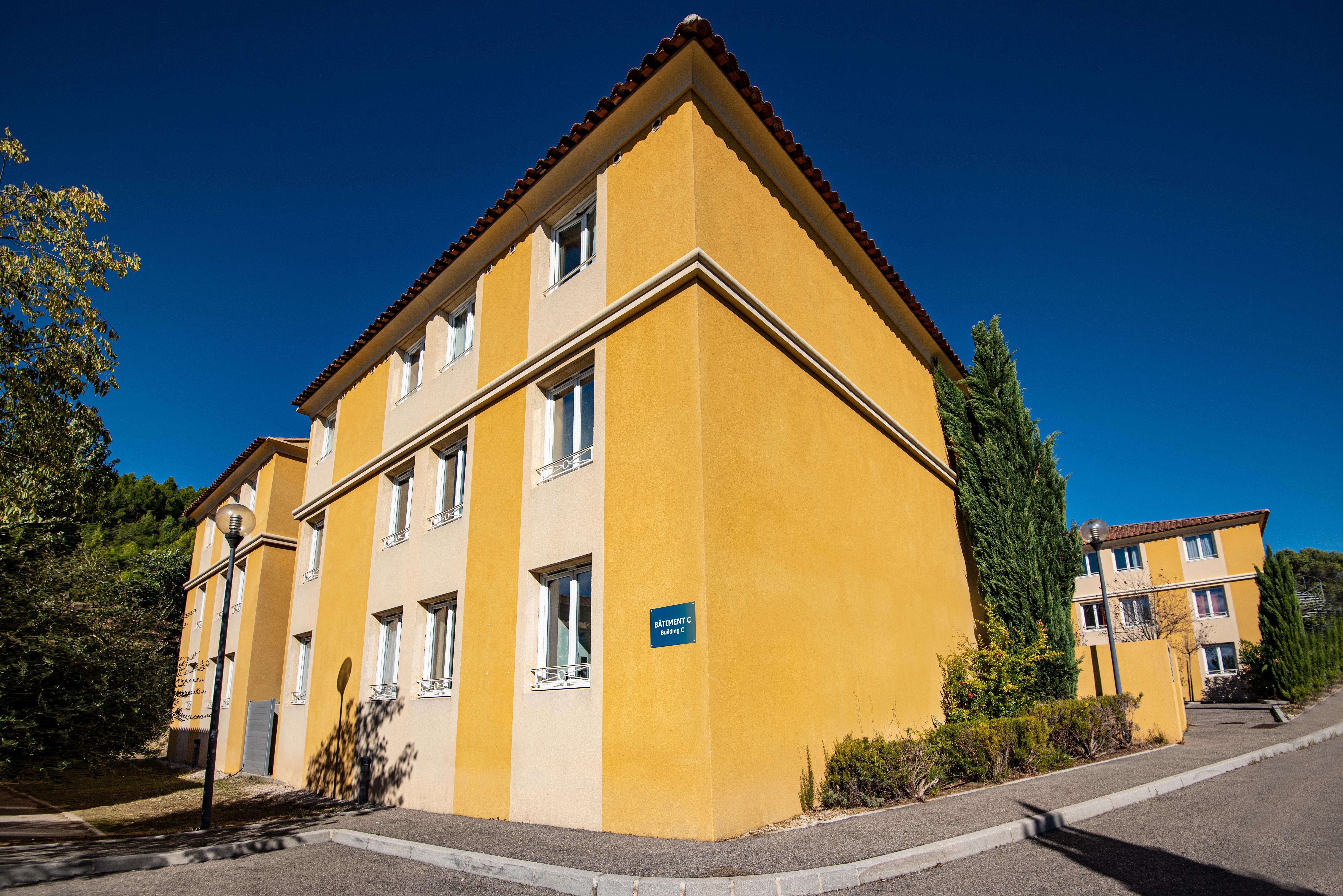 Comfort Aparthotel Aix Le Tholonet Экстерьер фото